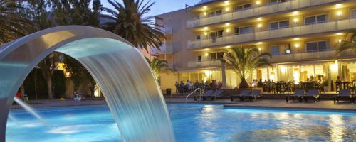 grosse piscine hotel estartit